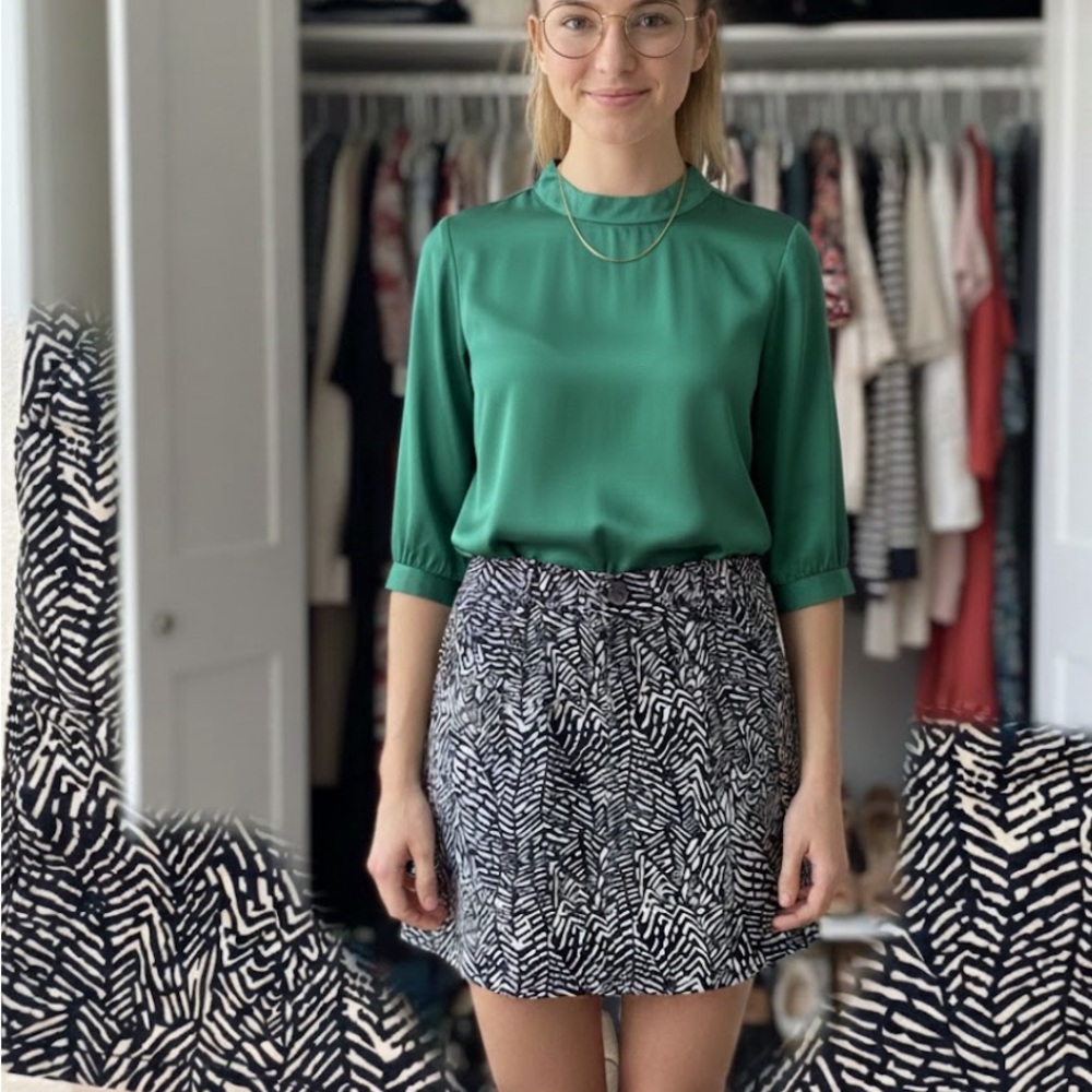 Lee Black and White Mini Skirt